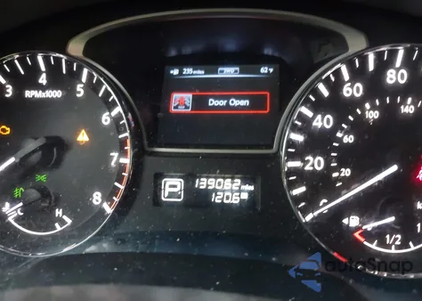 2013 Nissan Pathfinder Platinum from USA, damaged, VIN 5N1AR2MM0DC677990